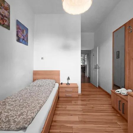 Josef Wolfik Strasse 10 Apartment Stockerau Exterior photo