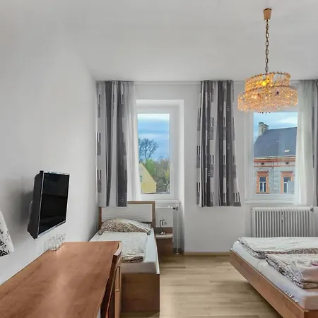 Josef Wolfik Strasse 10 Apartment Stockerau Room photo