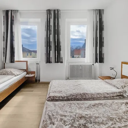 Josef Wolfik Strasse 10 Apartment Stockerau Room photo